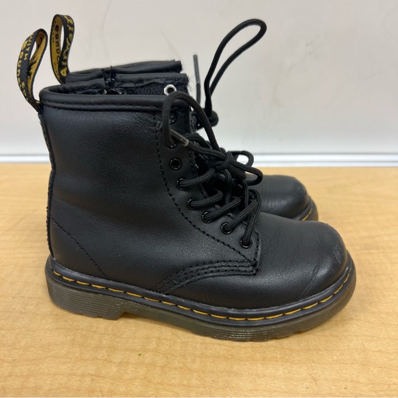 Dr. Martens Black Kids Boots Leather Goth Grunge - Picture 2 of 10